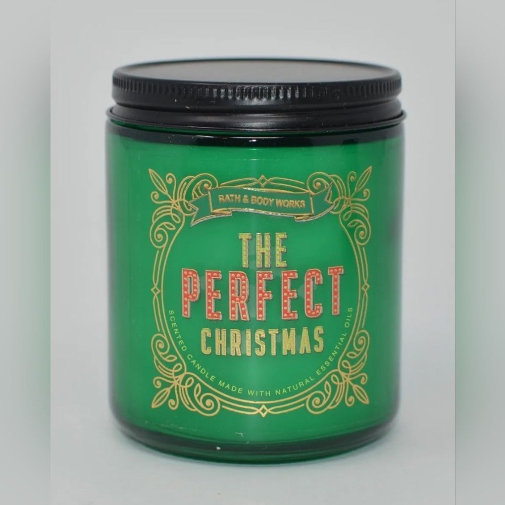 BATH & BODY WORKS THE PERFECT CHRISTMAS SCENTED CANDLE SINGLE WICK 7 OZ